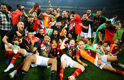 Galatasaray 22. Kez Şampiyon