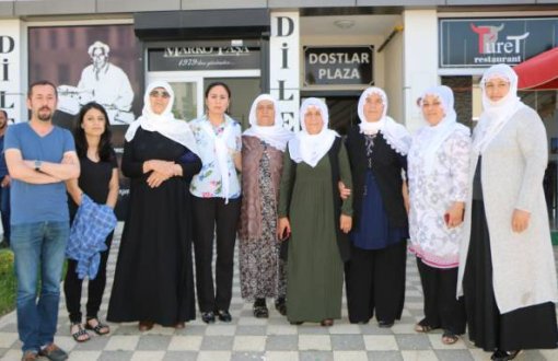 Women Relatives of Hunger Striking Inmates File Second Criminal Complaint Against Police