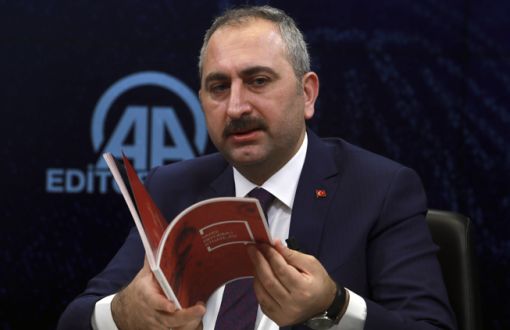 Adalet Bakanı Gül: Her Eleştiri Suç Konusu Olmamalı
