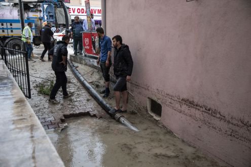 Ankara'da Sel: Üç Kişi Yaşamını Yitirdi 