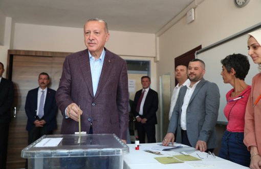Erdoğan, İmamoğlu’nu Tebrik Etti