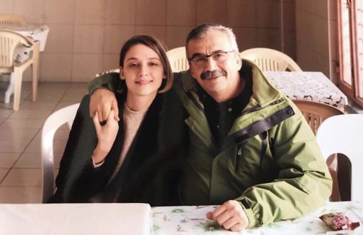 Sırrı Süreyya Önder’in Kızı, Babasını Hatırlattı: “Mutluların Mutsuzlara Borcu Var” 