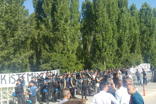 Police Intervention in Student Protest at METU