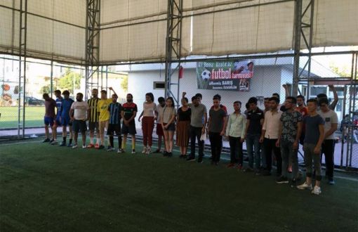 Ankara Katliamı'nda Hayatını Kaybeden Ali Deniz Anısına Futbol Turnuvası 