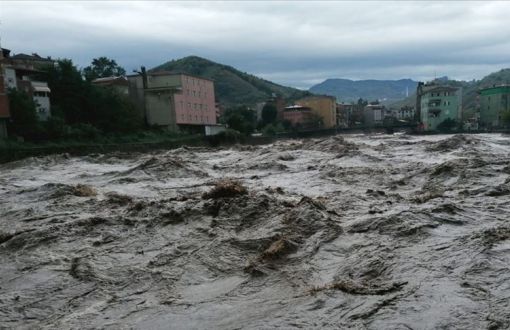Floods in Samsun: Two Killed, Several Missing