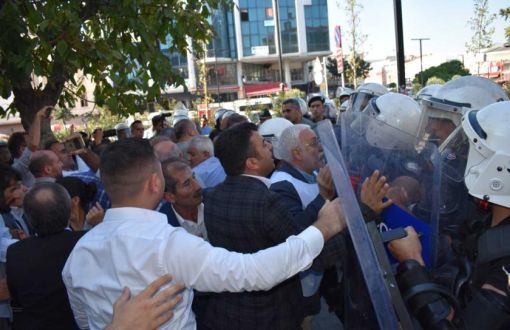 "Demokrasi Nöbeti"ne Polis Saldırısı: HDP'li Vekil Kemal Bülbül Hastaneye Kaldırıldı