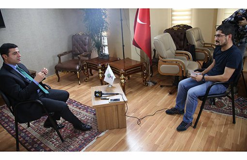 Journalist Demir's Photo with Demirtaş Cited as Crime Evidence: 'This is Clearly a Plot'