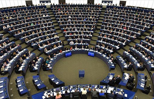 Avrupa Parlamentosu'ndan Türkiye'ye Kınama