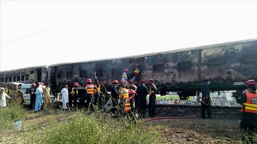 Li Pakistanê agir bi trenê ketiye: 62 kes mirine