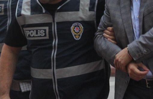 HDP’li Belediye Eşbaşkanları ve HDK Eşsözcüsü Gözaltına Alındı