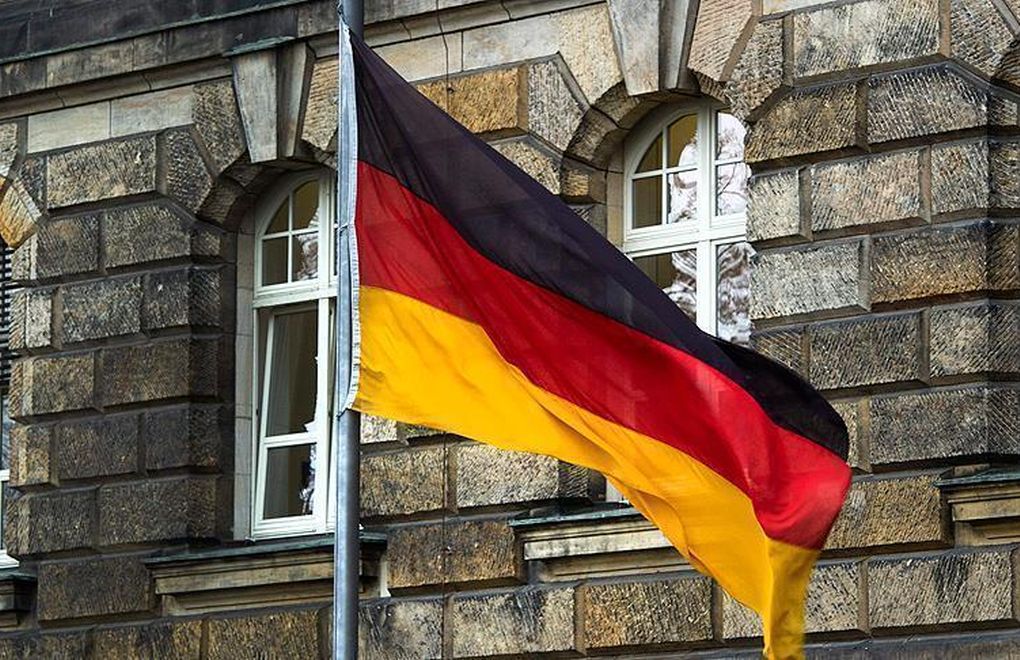 Almanya Büyükelçiliği Avukatının Tutuklanmasına Tepkiler