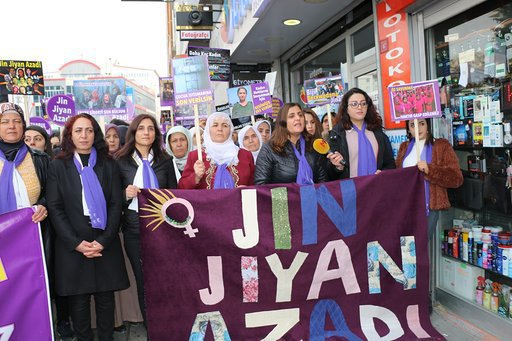 Meclîsa Jinan a HDPyê: AKP naxwaze dengê jinan bibihîze