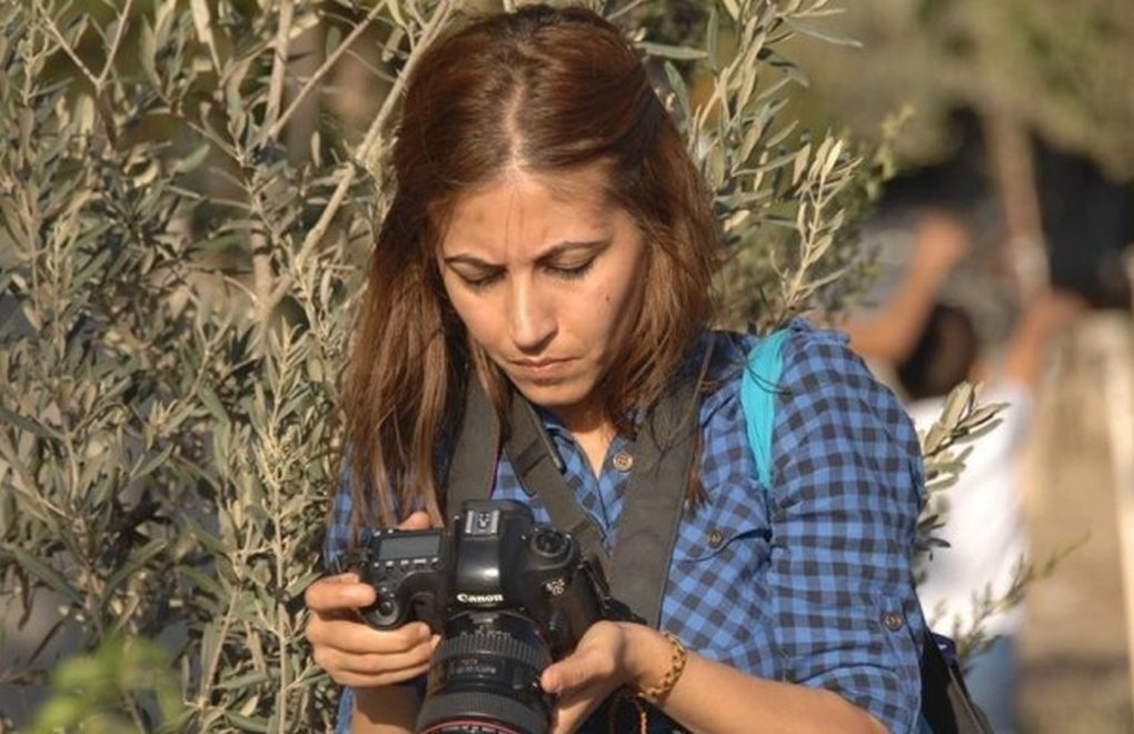 Gazeteci Berivan Altan’ın Gözaltı Süresi Uzatıldı