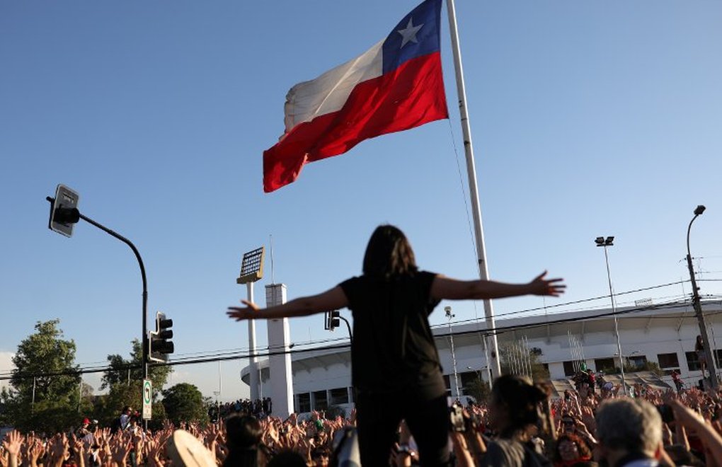 Şilili Kadınlar, Feminist Danslarıyla Stadyumdaydı