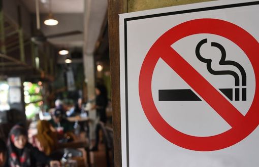 Sağlık Bakanı: Tavanı Açılır-Kapanır Yerlerde Sigara İçilemeyecek