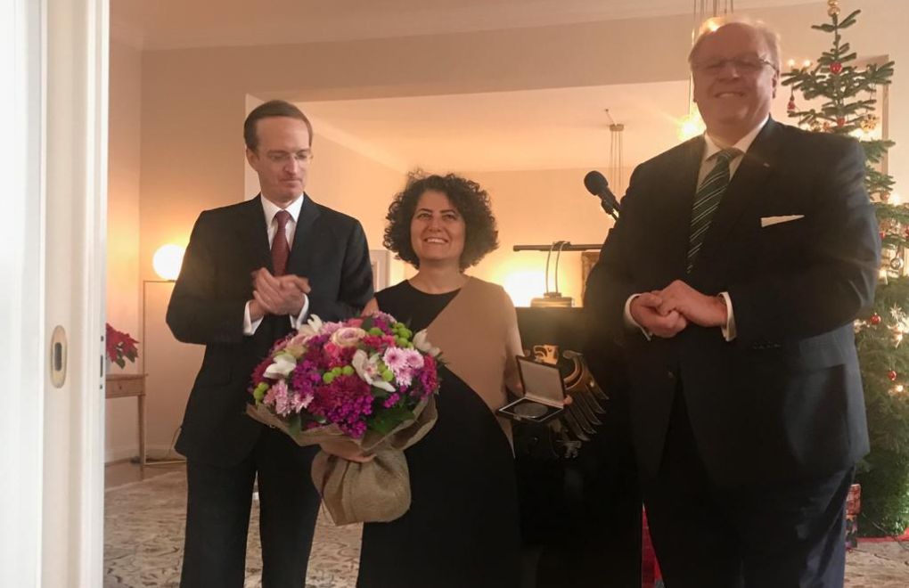 Alman-Fransız İnsan Hakları Ödülü Asena Günal'ın 