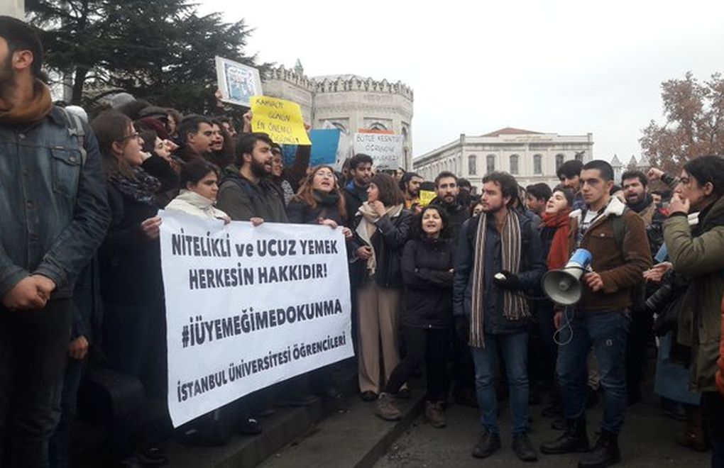 İstanbul Üniversitesi Yemek Öğününü İkiye İndirdi, Öğrenciler Tepkili