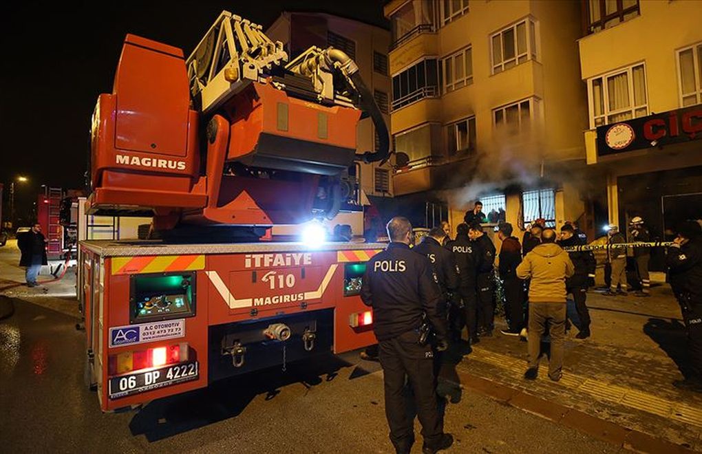 Ankara'da Bir Apartmanda Çıkan Yangında 4 Kişi Öldü