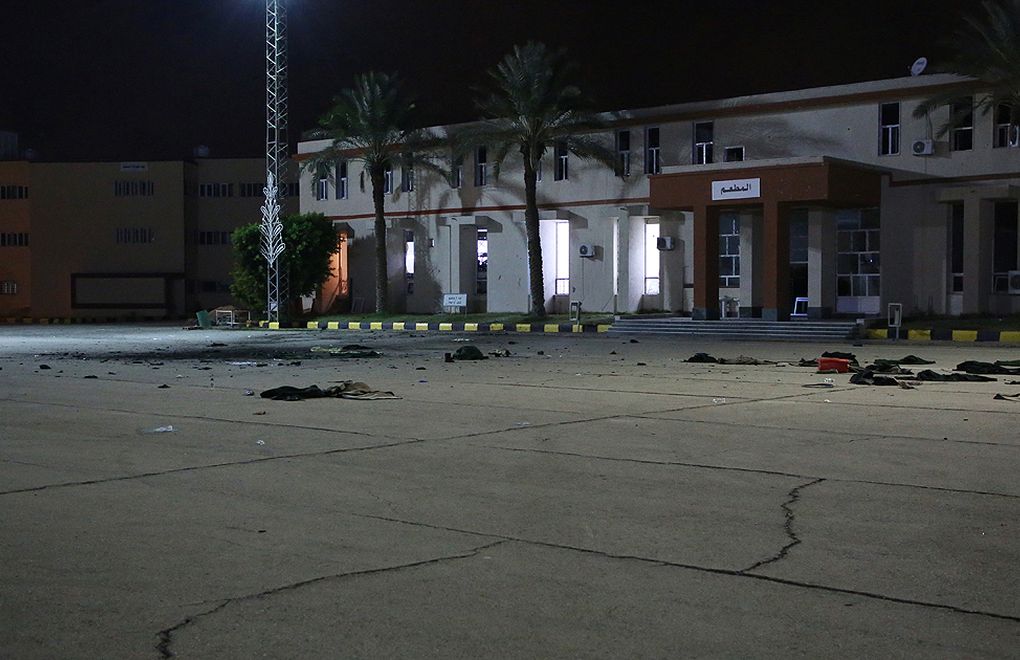 Hafter Güçleri Öğrenci Yurduna Saldırdı: 30 Ölü
