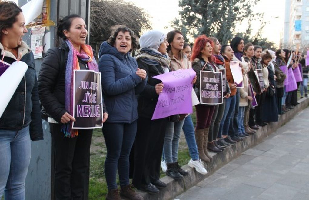 Human Chain Against Male Violence in Diyarbakır: Enough is Enough