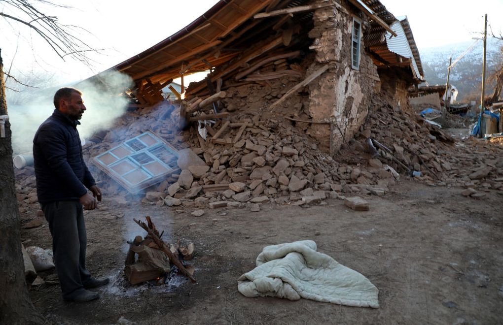 Türkiye Psikiyatri Derneği'nden Depremzedeler İçin Rehber 