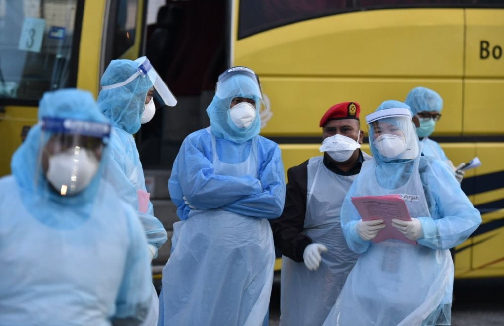 Çin’de Koronavirüsten Ölenlerin Sayısı 909’a Yükseldi