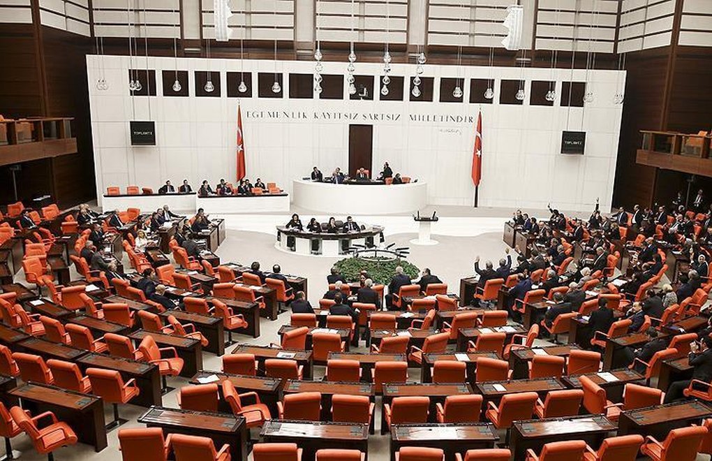 HDP'lilerin Süryanice, Kurmancî, Zazaki ve Arapça Önergelerine Ret