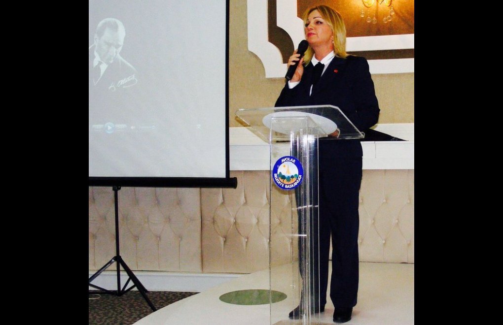 Trans Woman Niler Albayrak Becomes Women's Branch Delegate for CHP
