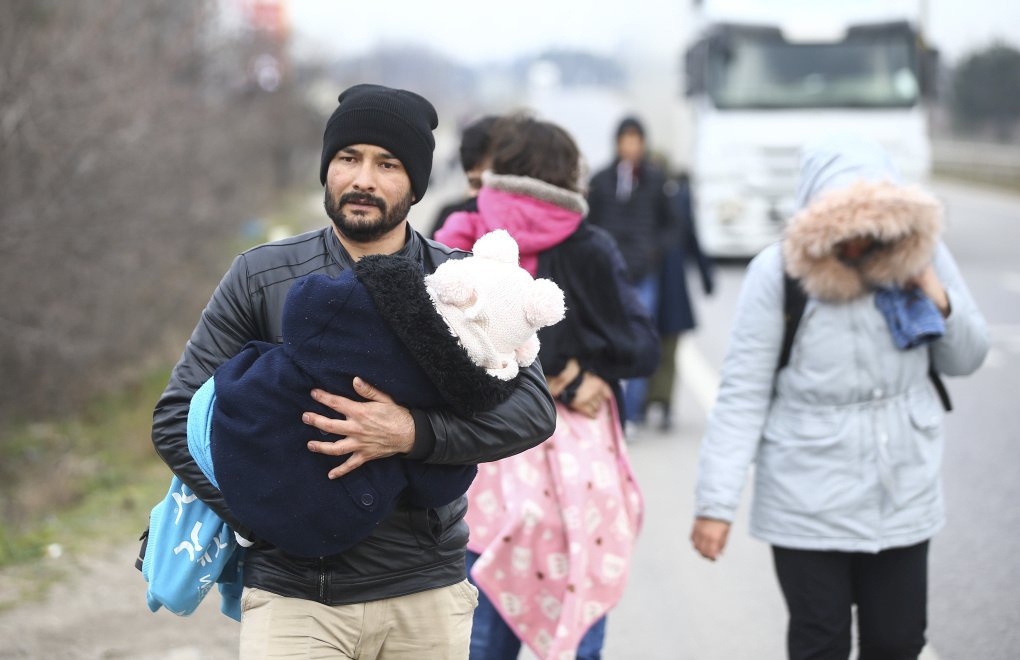 Refugees Heading to Europe After AKP Said Turkey Can no Longer Stop Them