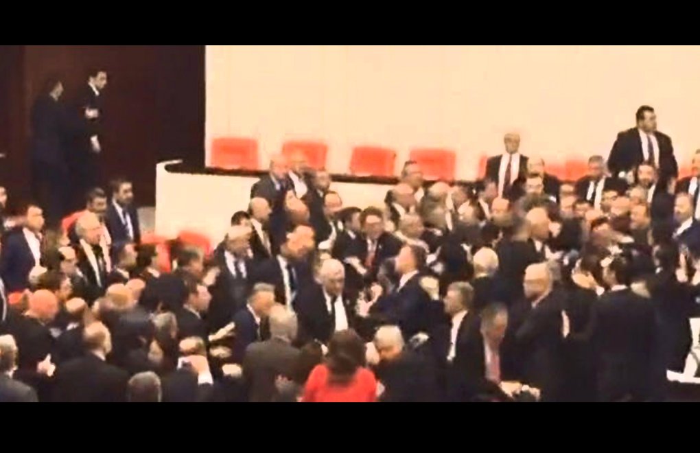 Brawl Erupts in Parliament Over Opposition MP's Remarks on Erdoğan