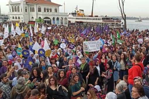 March 8 in Turkey: Women Take to Streets, Protest Male Violence, War