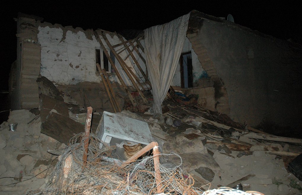 Diyarbakır'da Kerpiç Ev Çöktü: 2 Çocuk Hayatını Kaybetti
