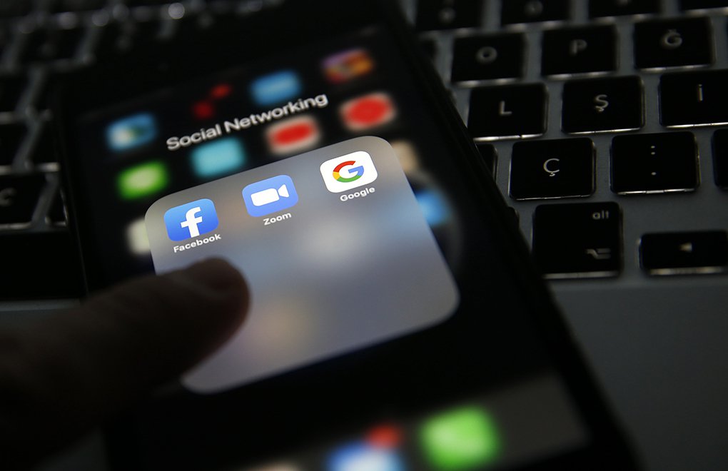 Sosyal Medyayı Kısıtlayan Maddeler Torba Yasa Taslağından Çıkartıldı