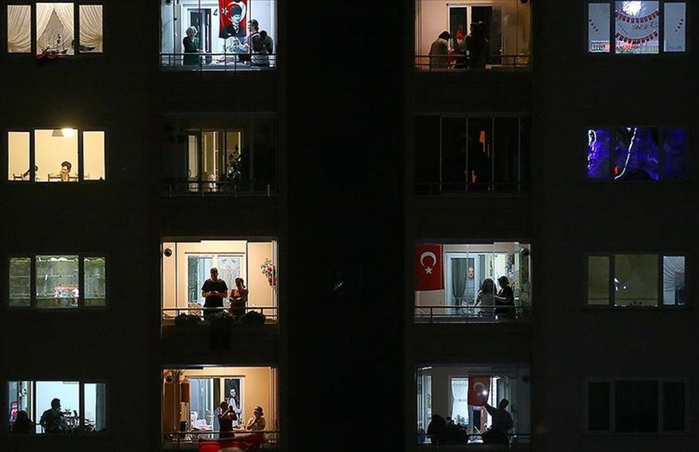 Children’s Day Celebrated at Balconies in Turkey Amid Covid-19 Lockdown