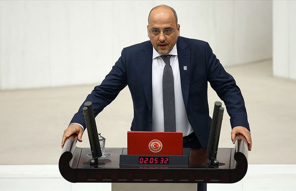 Ahmet Şık HDP’den İstifa Etti