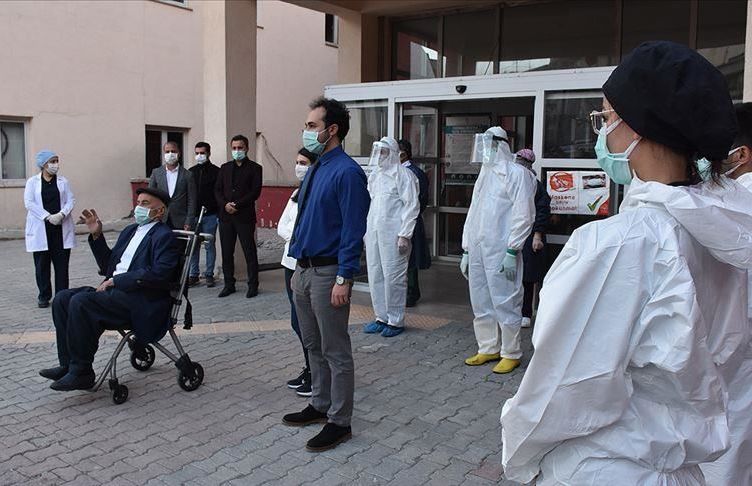 Covid-19: Turkey's Death Toll Climbs to 4,729 with 993 New Cases