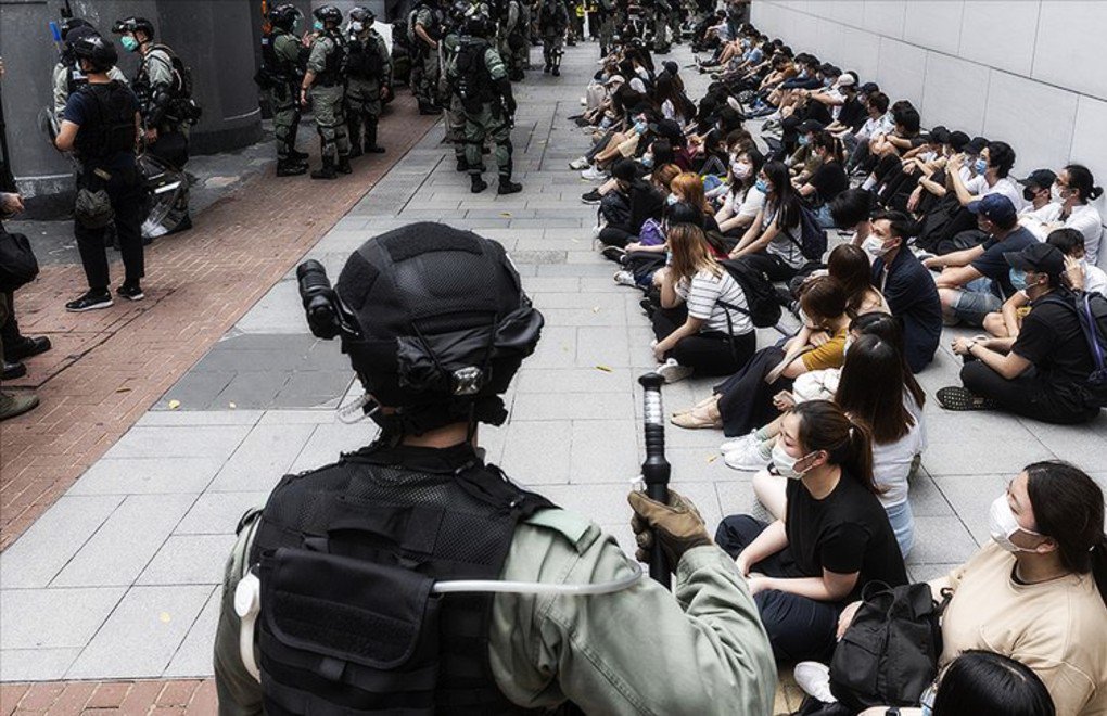 Çin'de tartışmalı Hong Kong yasası geçti