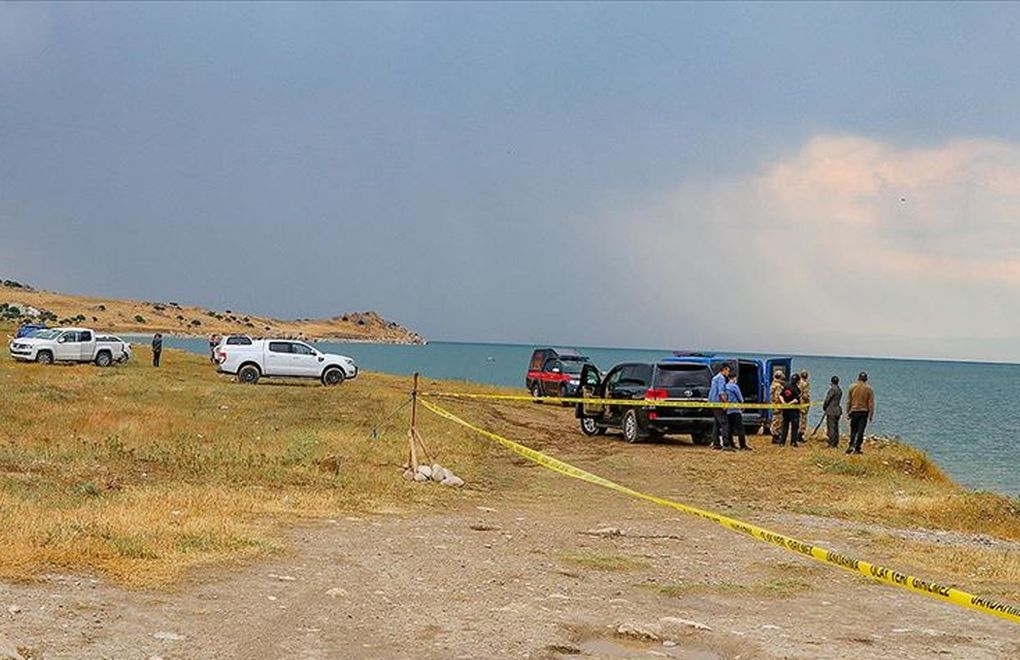 Bodies of six refugees found after boat sank in Lake Van near Turkey's Iran border
