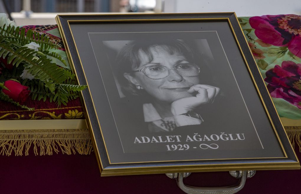 Author Adalet Ağaoğlu laid to rest