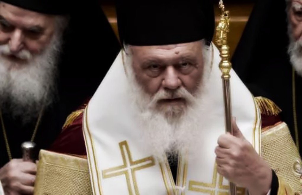 Yunanistan'da kiliseler "yas tutuyor"