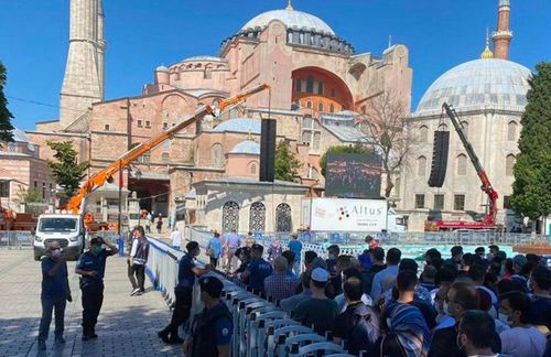 Survey: Hagia Sophia's conversion didn't affect voter preferences