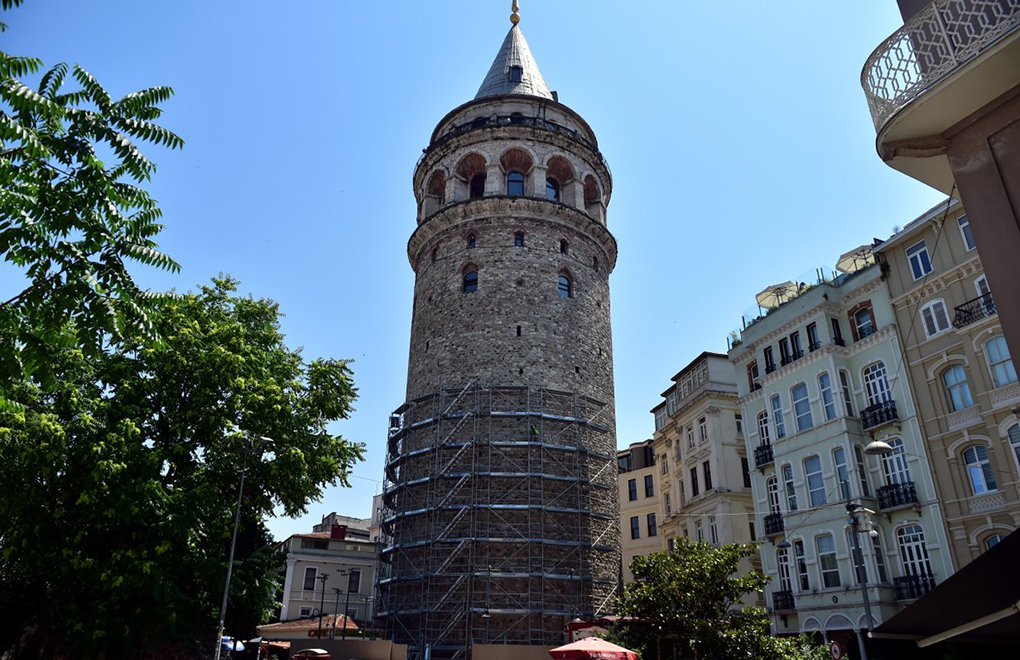Demolition in İstanbul’s iconic Galata Tower in the name of restoration