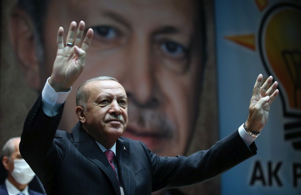 Erdoğan: Take a break from entertainment rather than sleeping in a coma