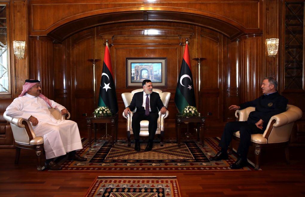 Milli Savunma Bakanı Akar Libya’da