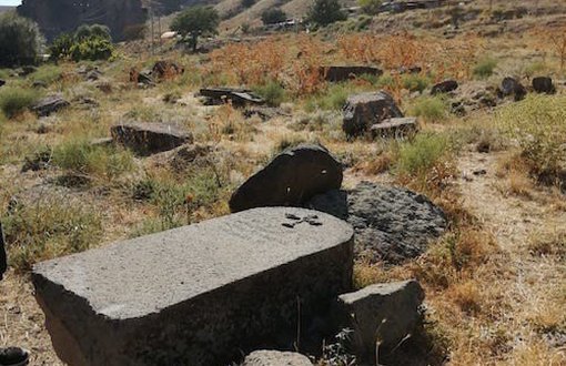 Armenian cemetery in Ankara 'damaged by treasure hunters, contractors'