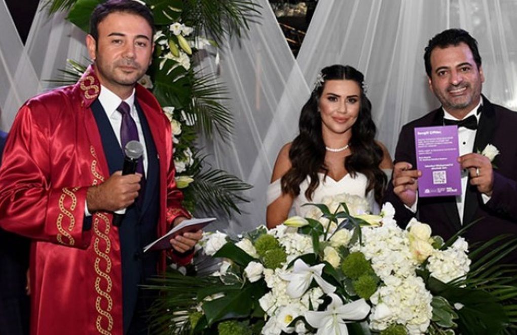 Main opposition CHP municipalities gift İstanbul Convention to newlyweds