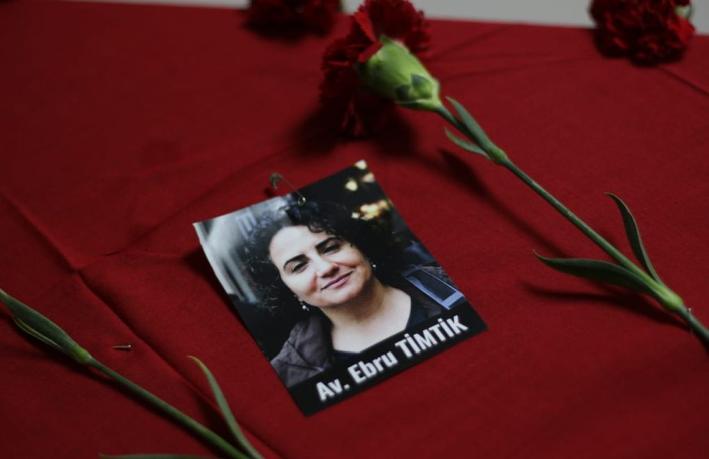 Ebru Timtik's sister not allowed at her funeral, people's march prevented