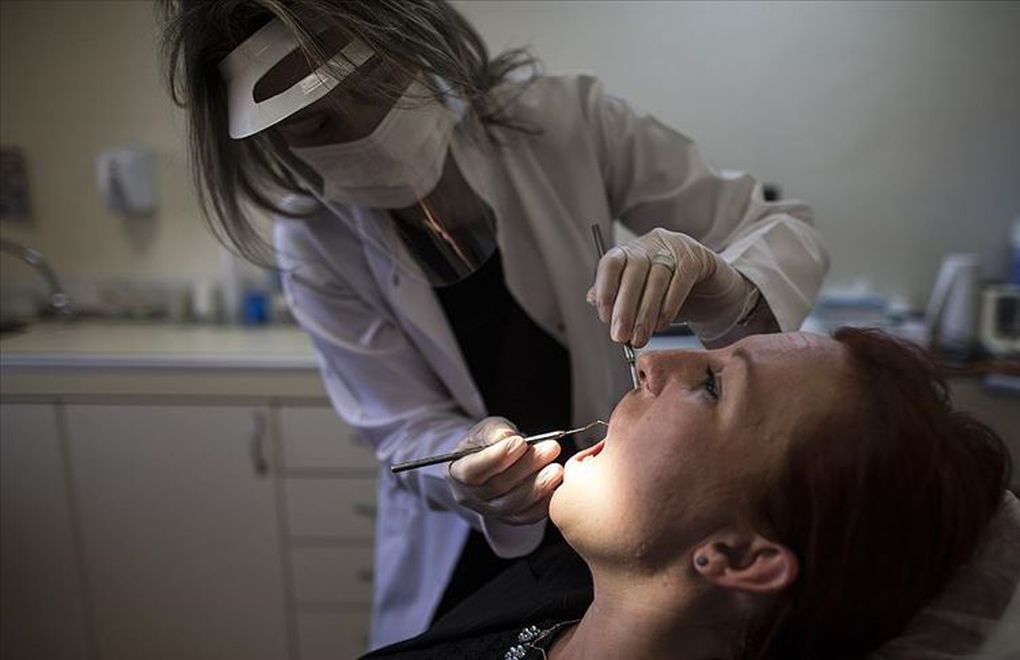 Diş hekimleri: Alkışlar güvensizlik duygumuzu silmeye yetmiyor