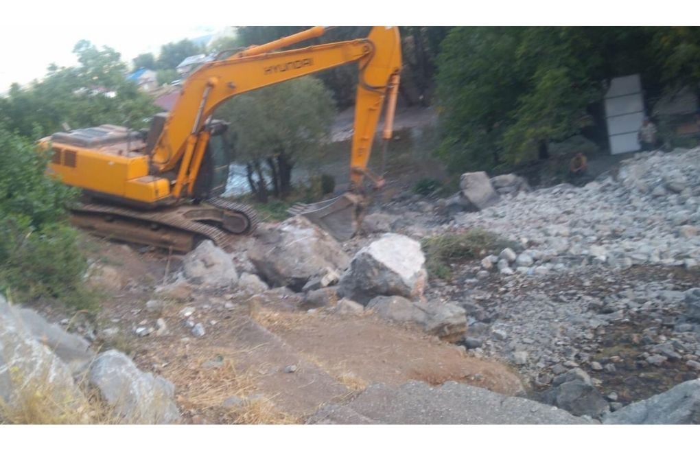 Excavators enter Dersim's Munzur Springs