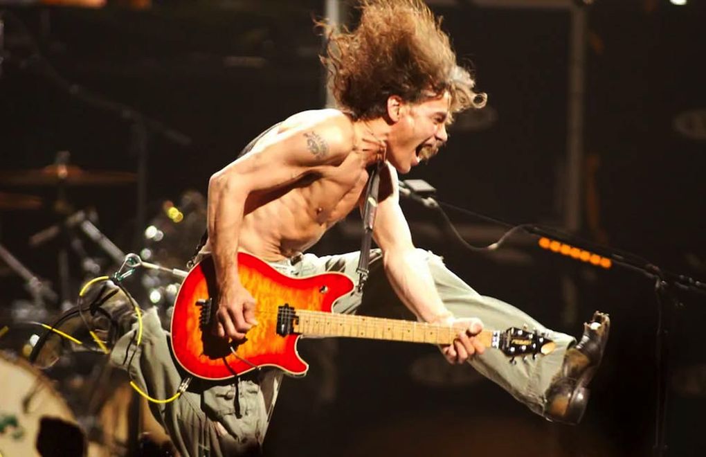 Eddie Van Halen'dan efsaneleşmiş beş gitar solosu